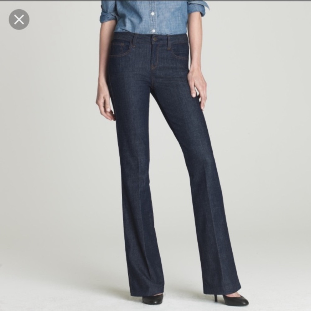 J Crew classic Flare Dark Wash Jeans. Size 32